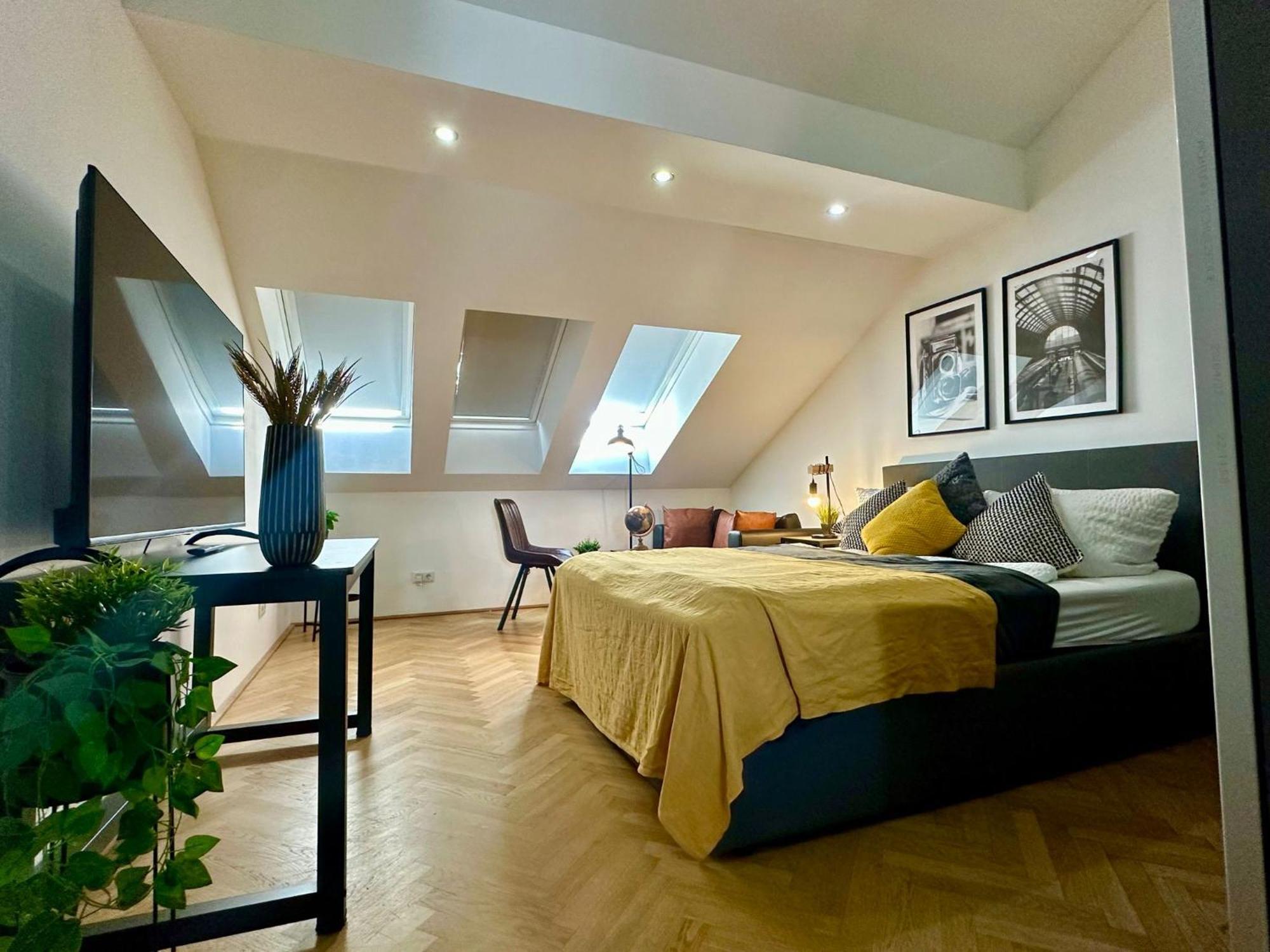 Apartments I 5 Minutes To Metro Вена Экстерьер фото