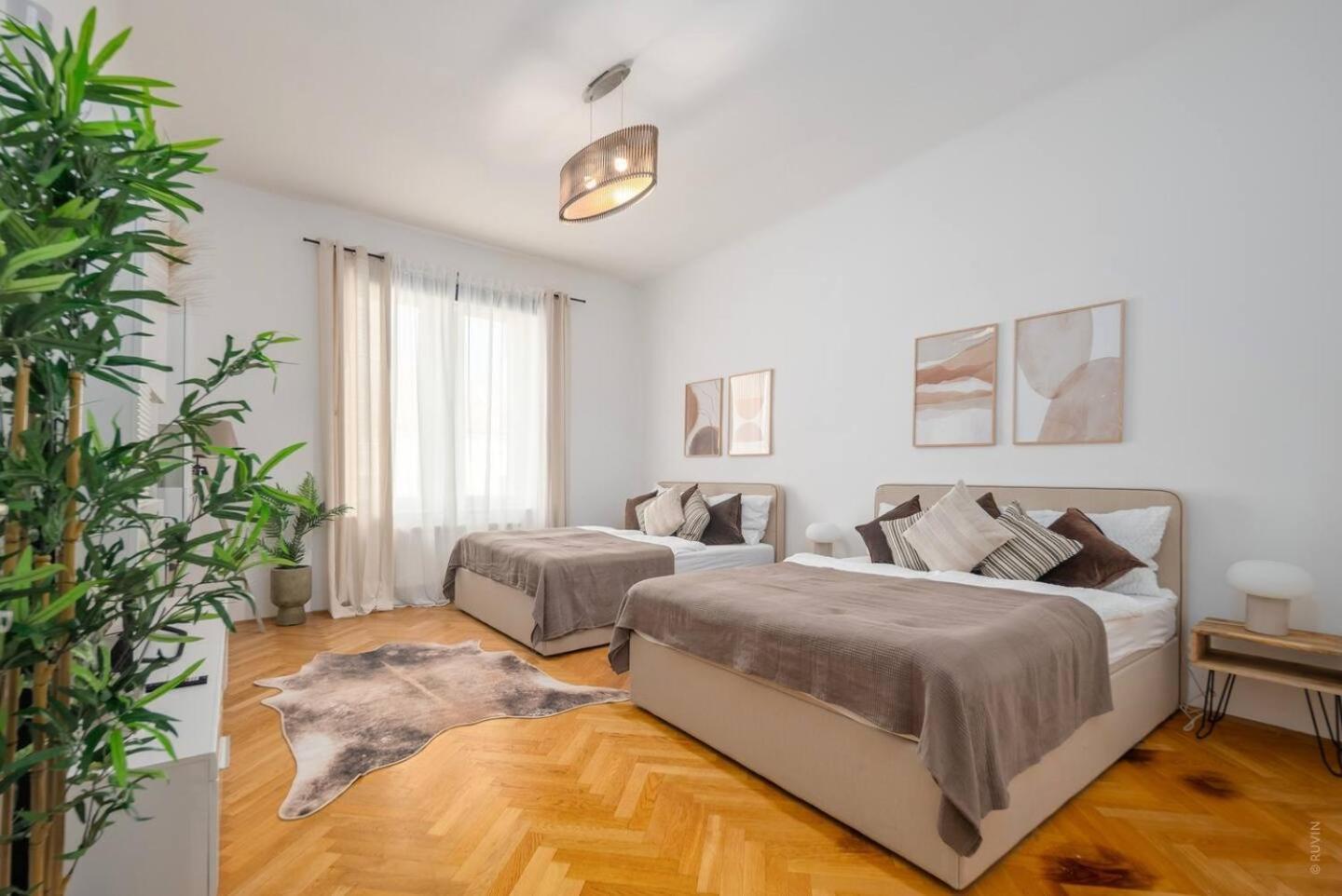 Apartments I 5 Minutes To Metro Вена Экстерьер фото