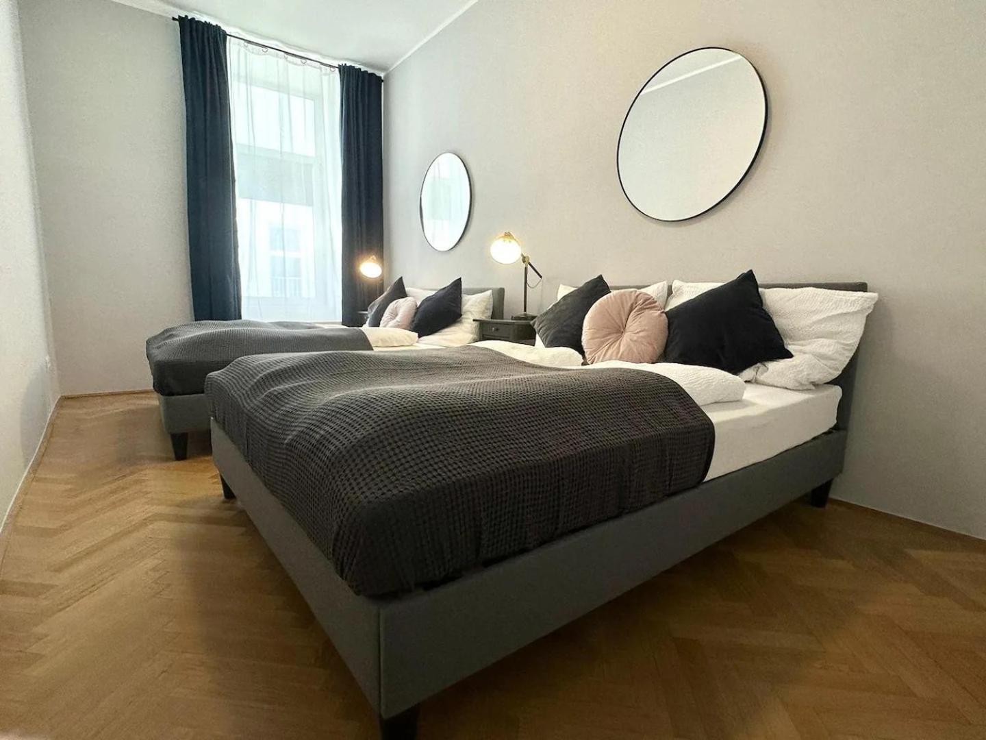 Apartments I 5 Minutes To Metro Вена Экстерьер фото