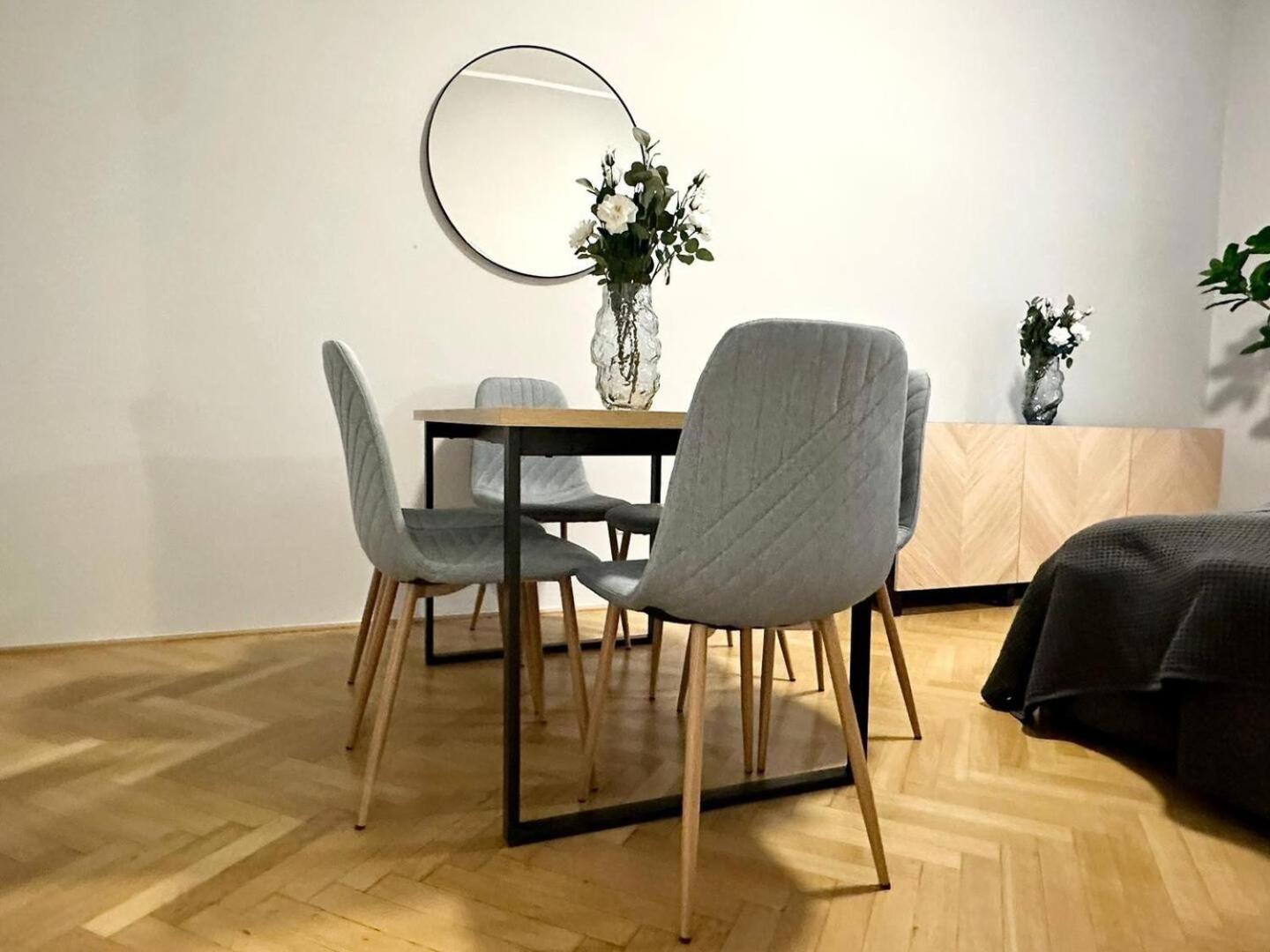 Apartments I 5 Minutes To Metro Вена Экстерьер фото